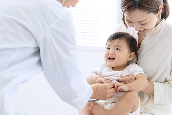 子どもたちの「元気」と「笑顔」を守るため診察
